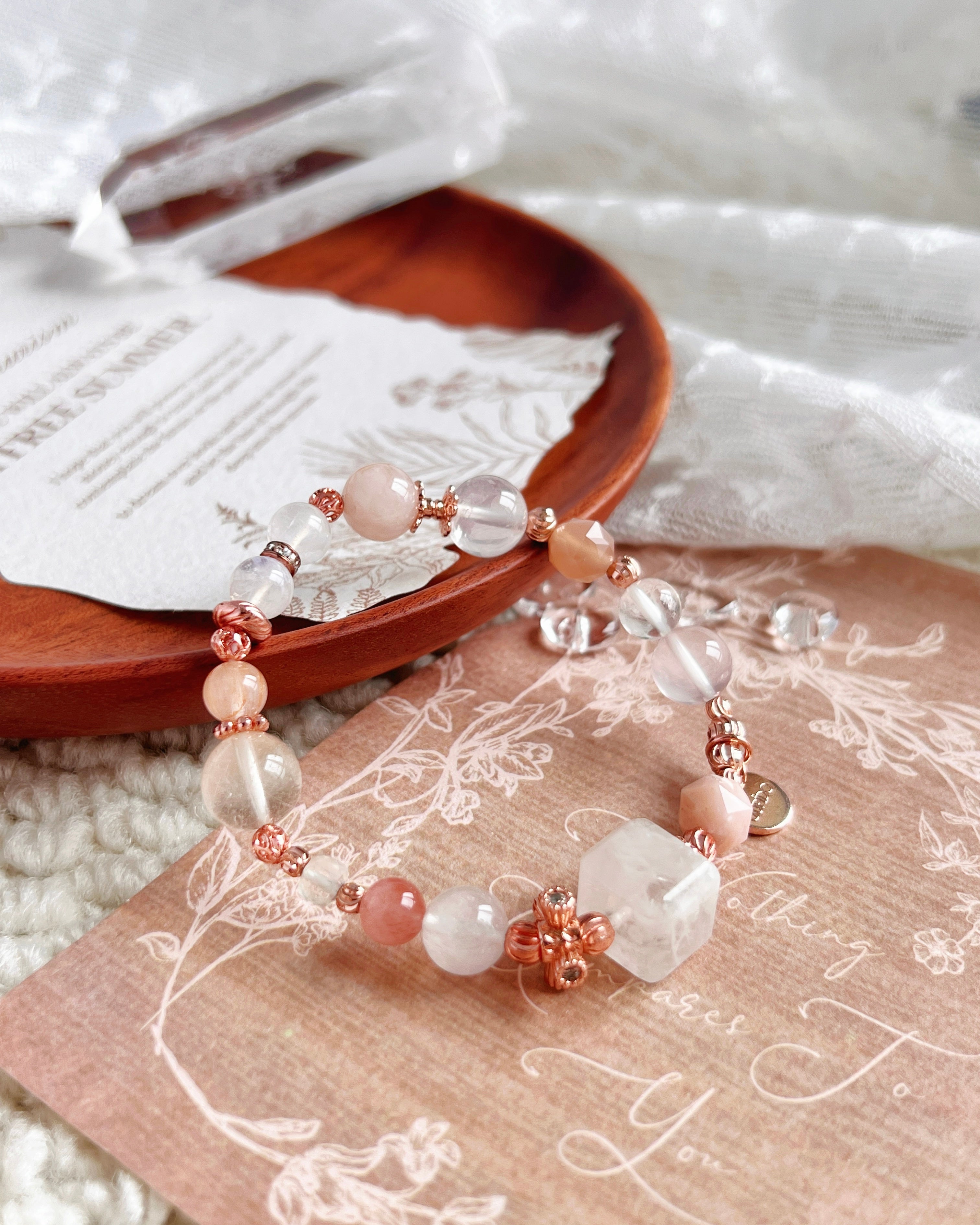 Rosy Kiss｜增添人緣與魅力´͈ ᵕ `͈ ♡<br>讓你和誰都相處和諧་۪ ✿◞人見人愛✨
